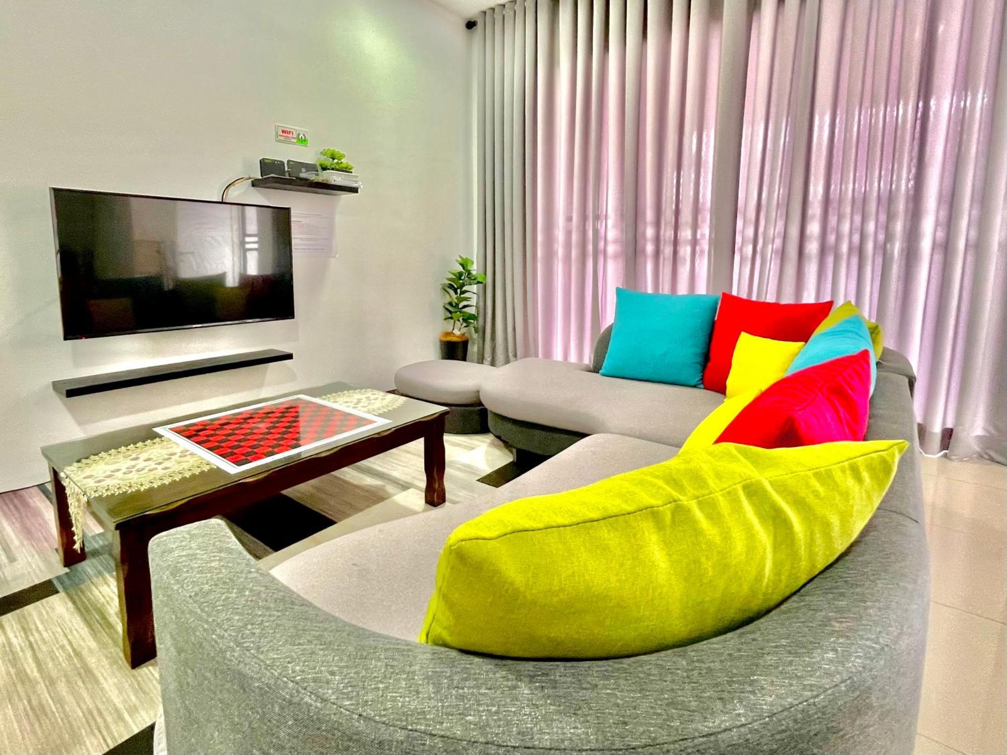 Hanan Homestay Klebang Ipoh With A View Of Mount Korbu, For Musl!M Only!! Экстерьер фото